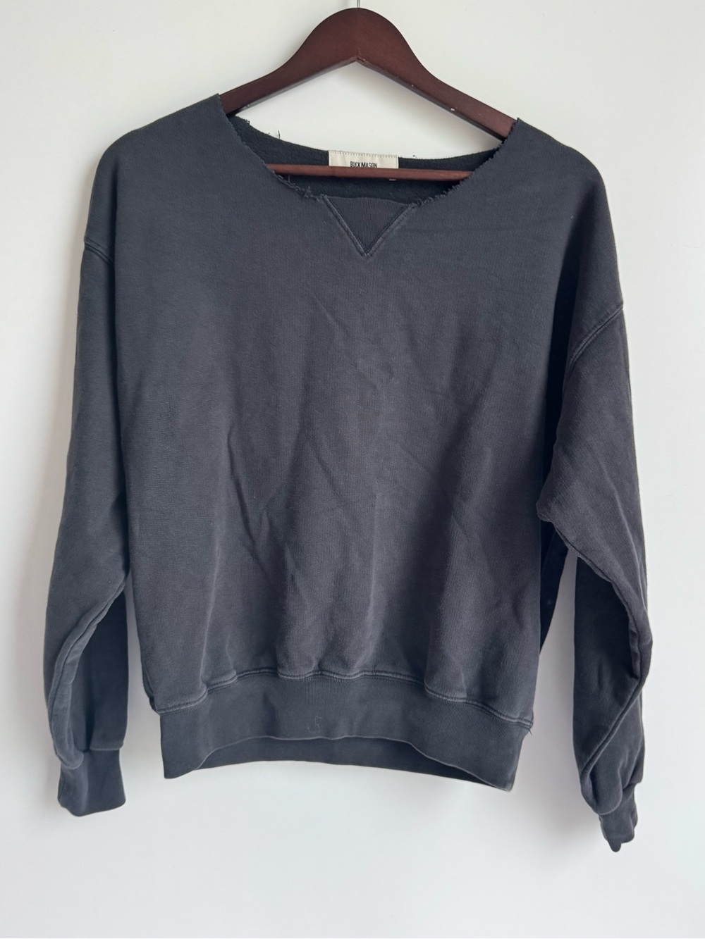 Buck Mason WELTERWEIGHT DOUBLE V CREW SWEATSHIRT men Small Navy Blue Cut neck